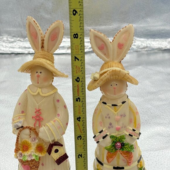 Vintage Bunny‎ Figurines Dresses Baskets Flowers Hats set of 2 Easter Gardening - Picture 2 of 14